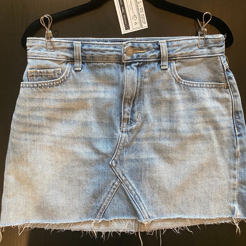 HOLLISTER High Rise Denim Skirt Size 1